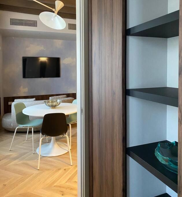 New And Modern Flat - San Vittore Washington * Mailand